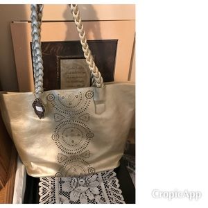 BRAND NEW Tote bag with braided carry straps💫💫